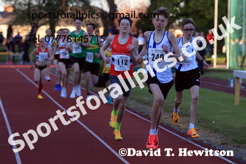 The 1500 metres, 2026 NEGP 1, Monkton Stadium. Photo: David T. Hewitson/Sports for All Pics